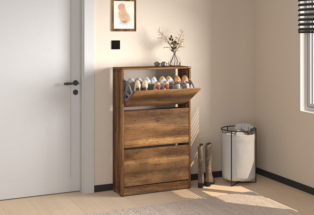 Απεικονίζεται η παπουτσοθήκη μέσα σε δωμάτιο ανοιχτή.